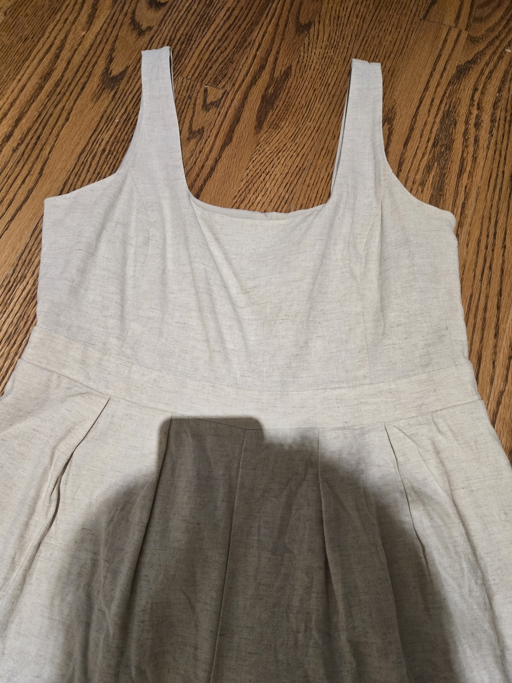 Banana Republic Sleeveless Wide-Leg Jumpsuit in Natural Beige - Size 6P - Picture 8 of 11
